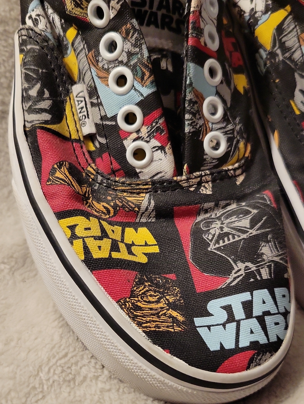Unisex Vans. Star Wars Theme. May The Force Be With You. - Picture 7 of 15